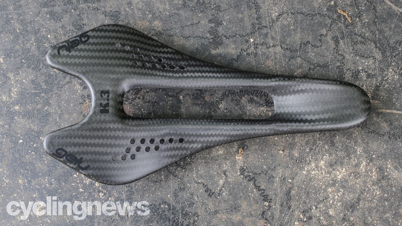 Gelu K-3 Carbon saddle