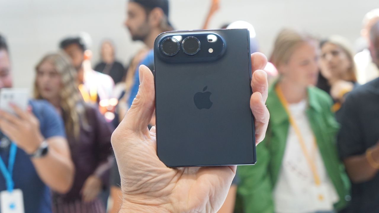 iPhone Duo Hands On