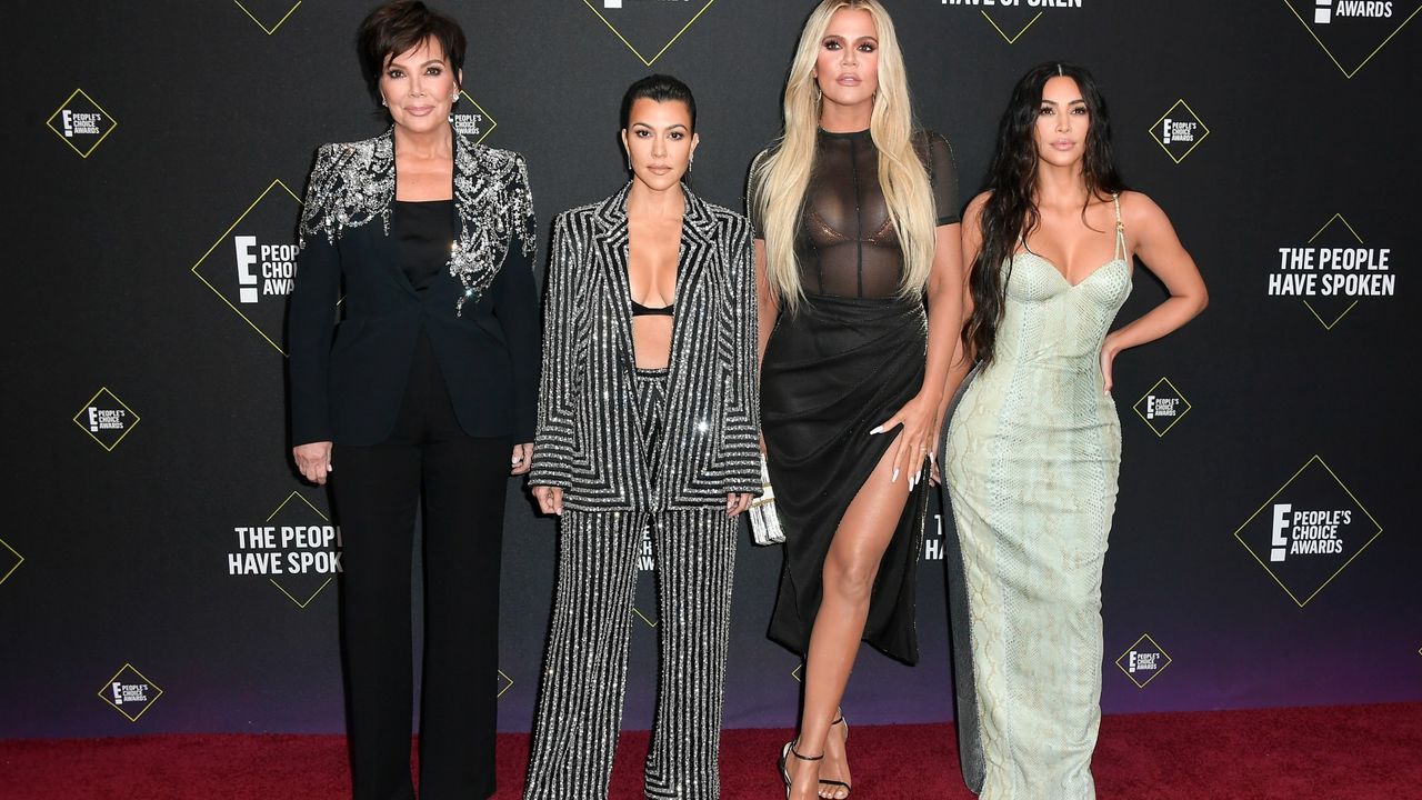 Kris Jenner, Kourtney Kardashian, Khloé Kardashian and Kim Kardashian attend`Kim Kardashian the 2019 E! People&#039;s Choice Awards at Barker Hangar on November 10, 2019 in Santa Monica, California