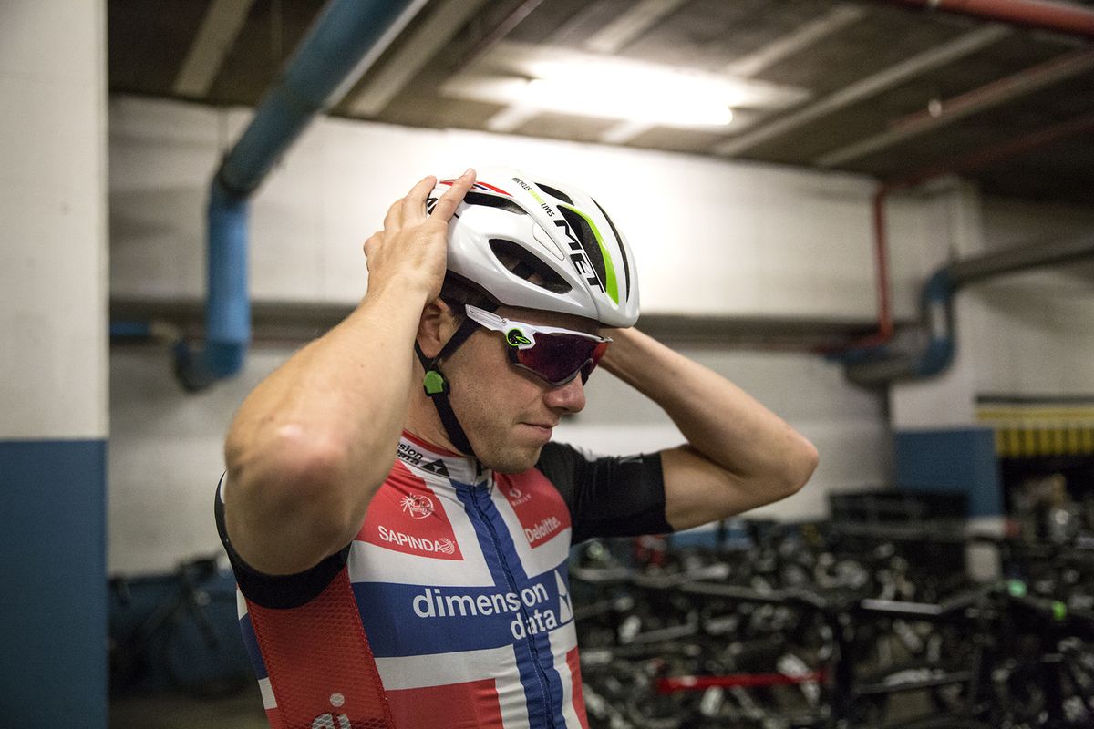 Edvald Boasson Hagen prepares for a ride