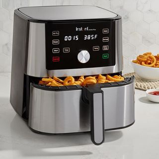 Hailey Bieber Has Two of These Instant Pot Air Fryers