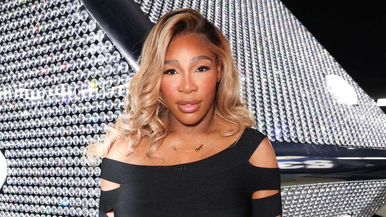 Serena Williams attends the Off-White Womenswear Fall/Winter 2024-2025 show as part of Paris Fashion Week on February 29, 2024.