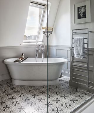 Bathroom floor with encaustic tiles