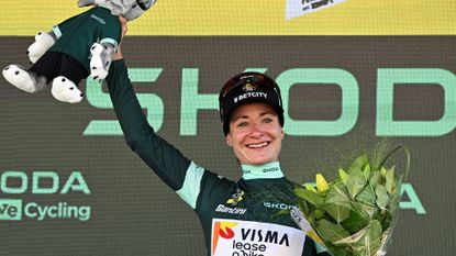 Marianne Vos in the green jersey at the 2024 Tour de France Femmes avec Zwift