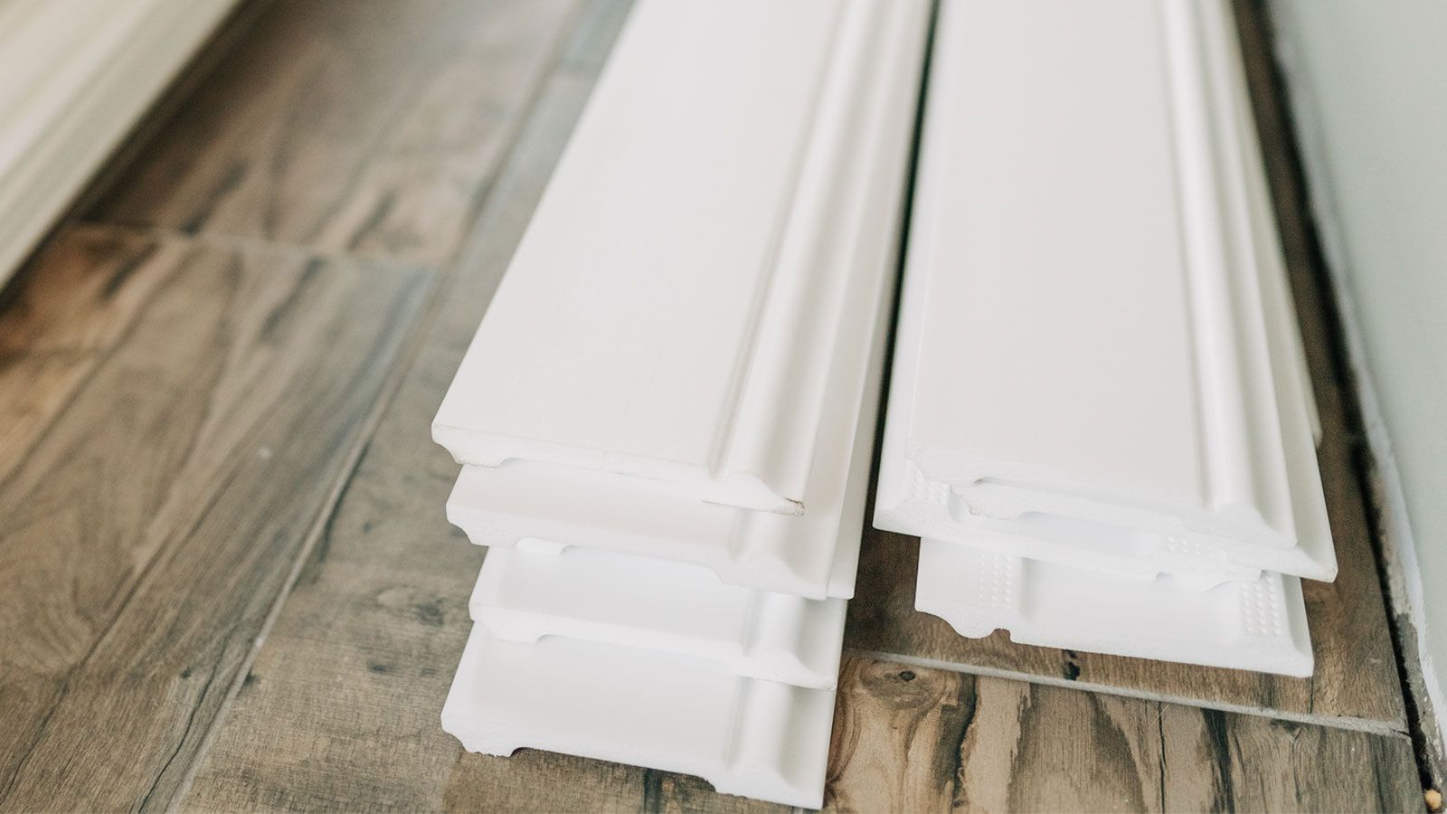 Is pre-painted skirting board worth the extra cost? We have the answer on whether or not it'll actually save you time