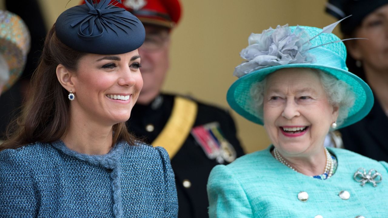 Kate Middleton and Queen Elizabeth II attend Vernon Park during a Diamond Jubilee visit to Nottingham on June 13, 2012