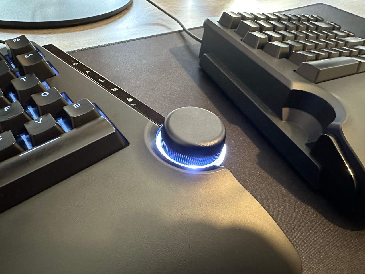 Cloud Nine C959 ErgoTKL ergonomic mechanical keyboard