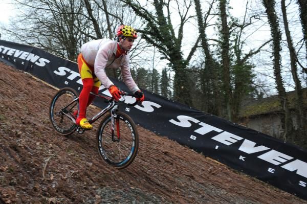 One of Spain's 'cross Worlds team members pre-rides the course on Friday.