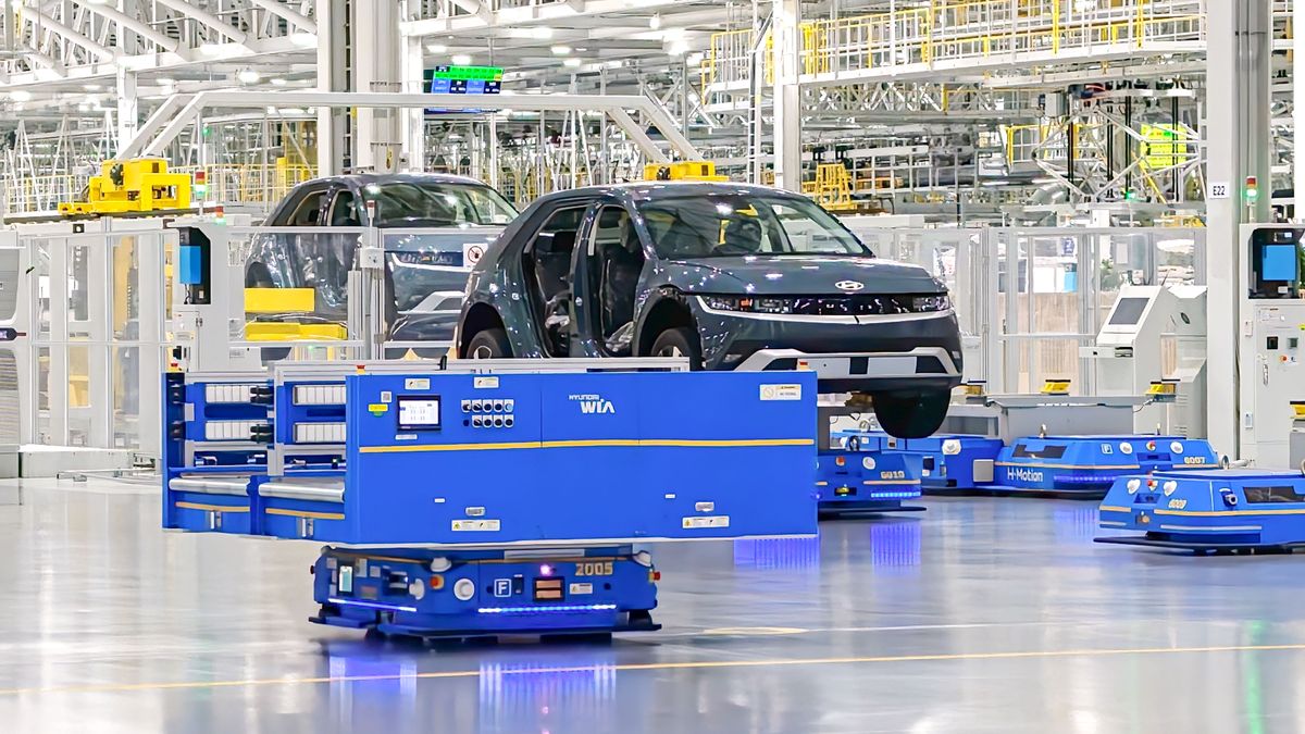 Hyundai Metaplant tour.