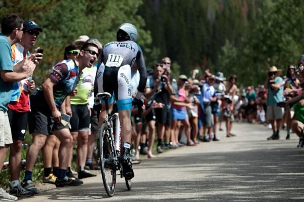Lucas Euser (Spidertech) hits the crowded part of the course.