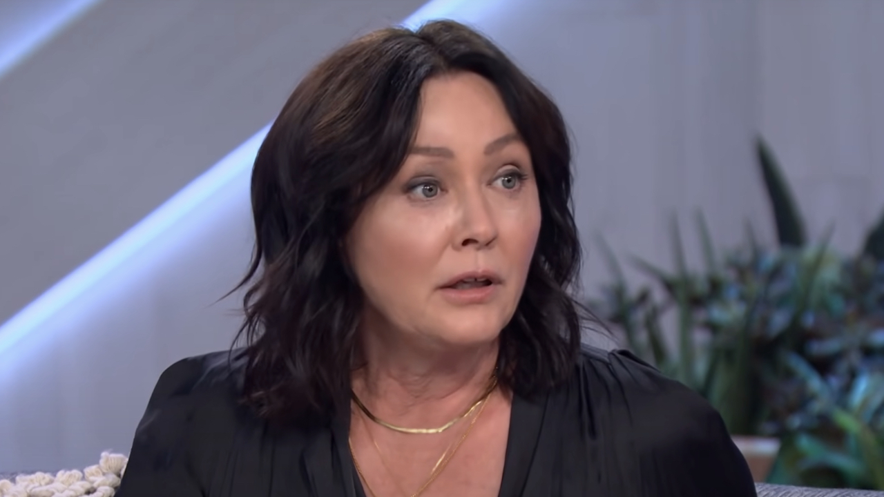 A Fan Just Shared A Beverly Hills 90210 Clip With Shannen Doherty, Luke Perry, And Mathew Perry That's Absolutely Sobering