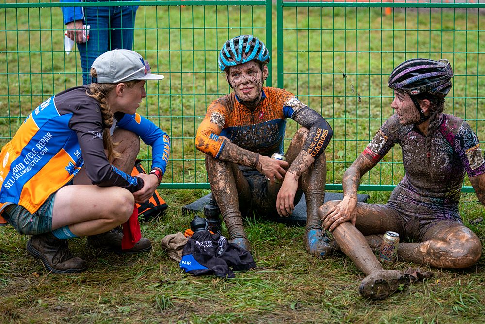 Brenna Wrye-Simpson with her team after the race