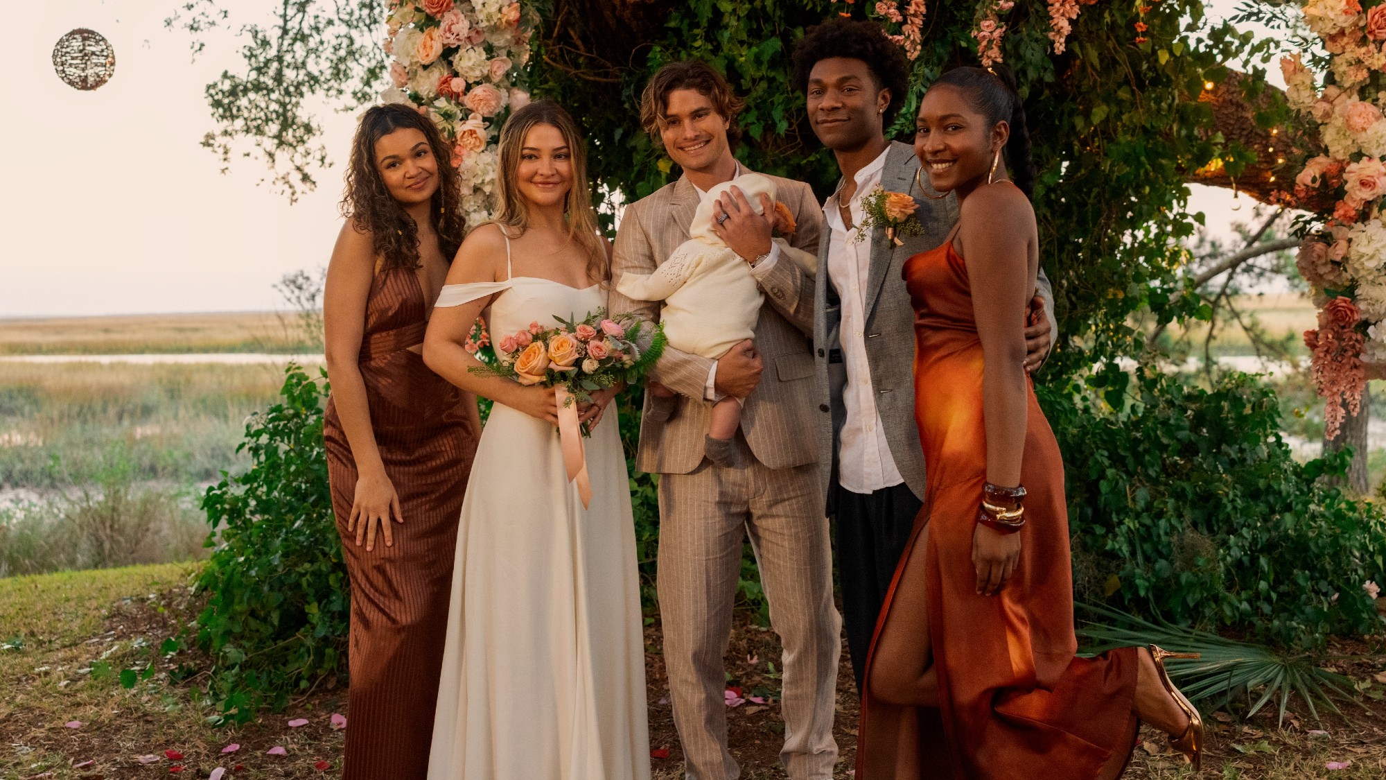 (L to R) Madison Bailey as Kiara, Madelyn Cline as Sarah Cameron, Chase Stokes as John B, Jonathan Daviss as Pope, Carlacia Grant as Cleo in episode 510 of Outer Banks.