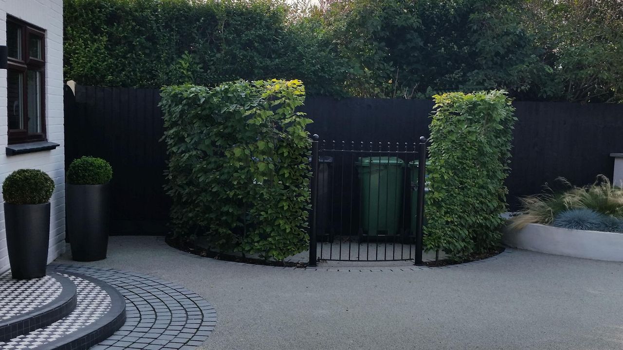 wheelie bin storage with gate