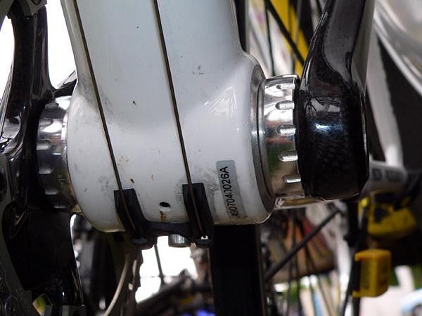 SRAM introduced its ceramic bearing-equipped