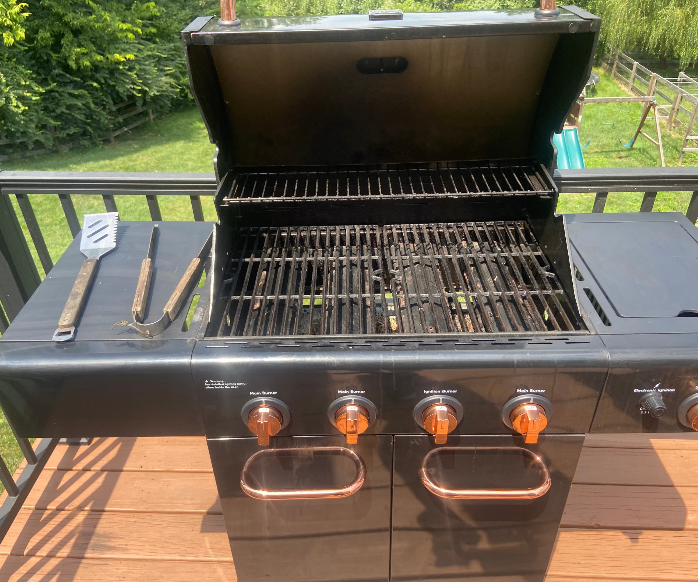 Kenmore 4 Burner Gas Grill with searing side burner