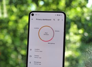 Android 12 Privacy Dashboard