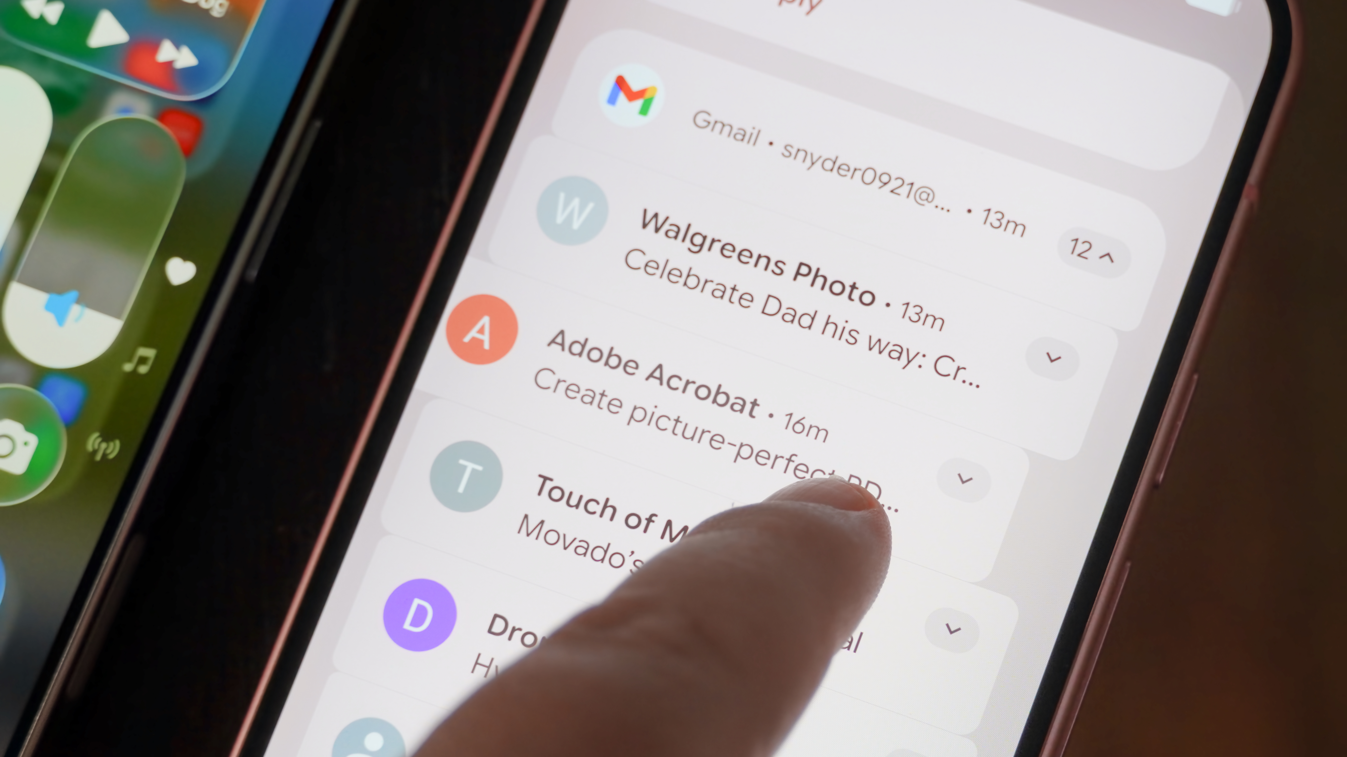 Notifications snapping in an out of place as you clear them on Material 3 Expressive.