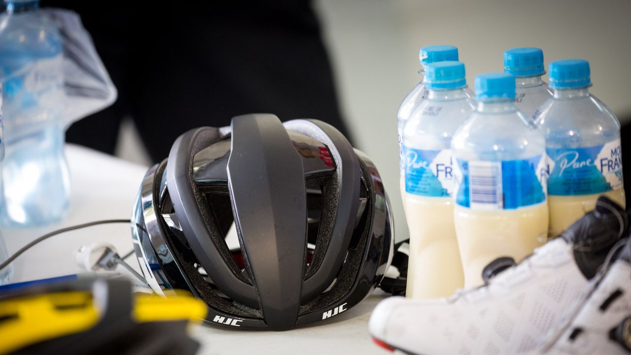 Lotto-Soudal has swapped from Lazer to HFC lids for 2018