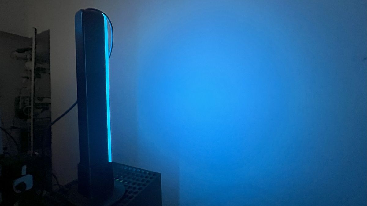 WiZ Gradient Light Bar shining blue on wall