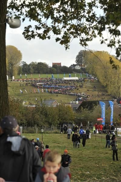 The scene at Koppenberg 'cross.