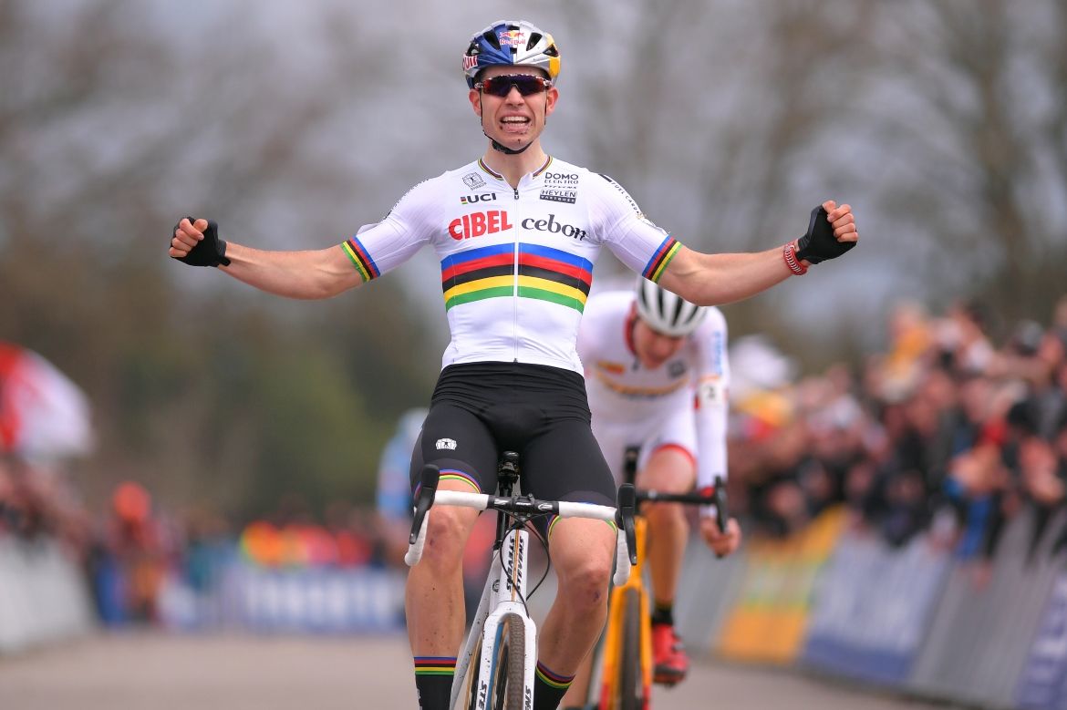 Wout Van Aert lets rip on the finish line