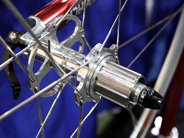 Rolf Prima's higher-end hubs are made by White Industries - and they're very, very shiny.