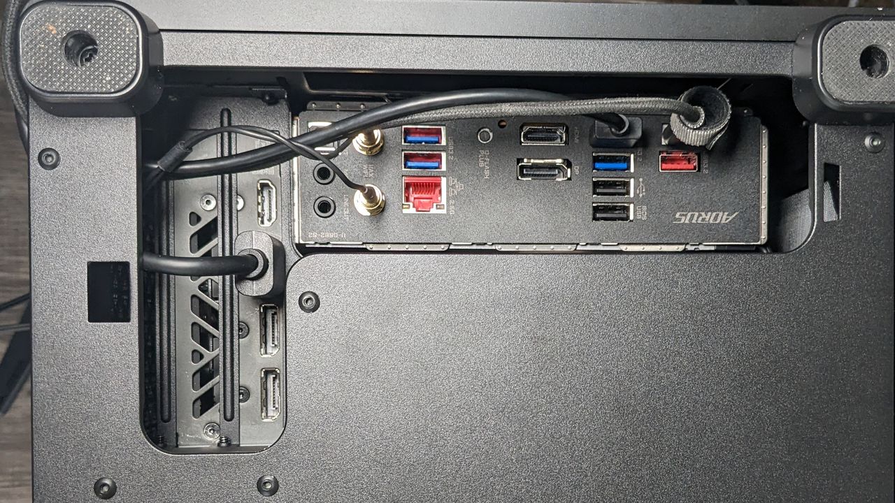 Corsair 2000D Airflow
