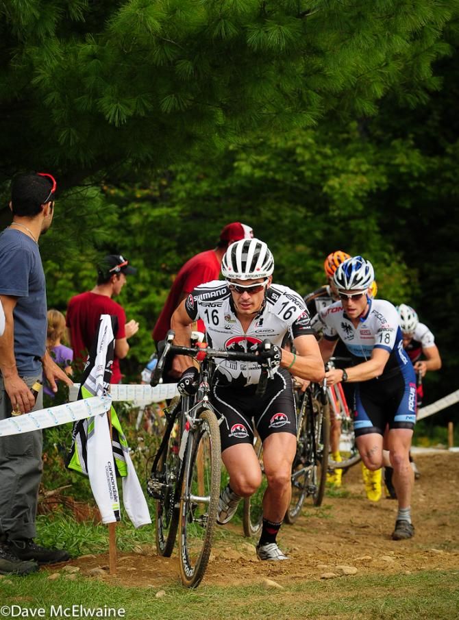 Raphael Gagne (Rocky Mountain Factory Team) leading early in the race