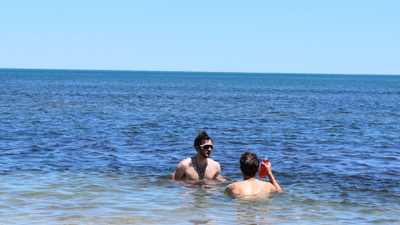 Bennett enjoyed a recovery drink in the water