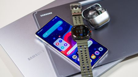 Samsung ecosystem of devices including the Galaxy S25 Ultra, Galaxy Watch Ultra, Buds 3 Pro, Samsung laptop, and Tab S10 Ultra