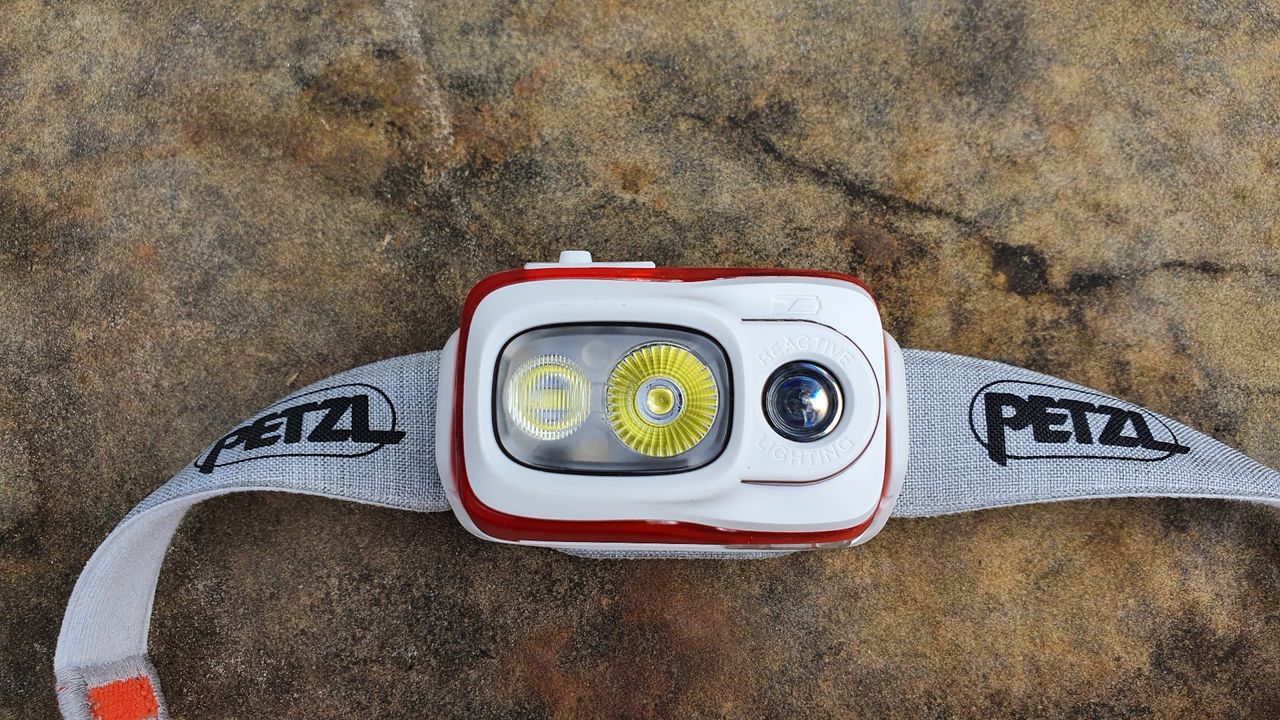 Petzl Swift RL headtorch