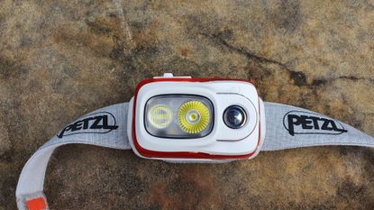 kølig Torrent Forholdsvis Petzl Swift RL head torch review: a bewilderingly bright head lamp with a  sprinkle of extra smarts | T3