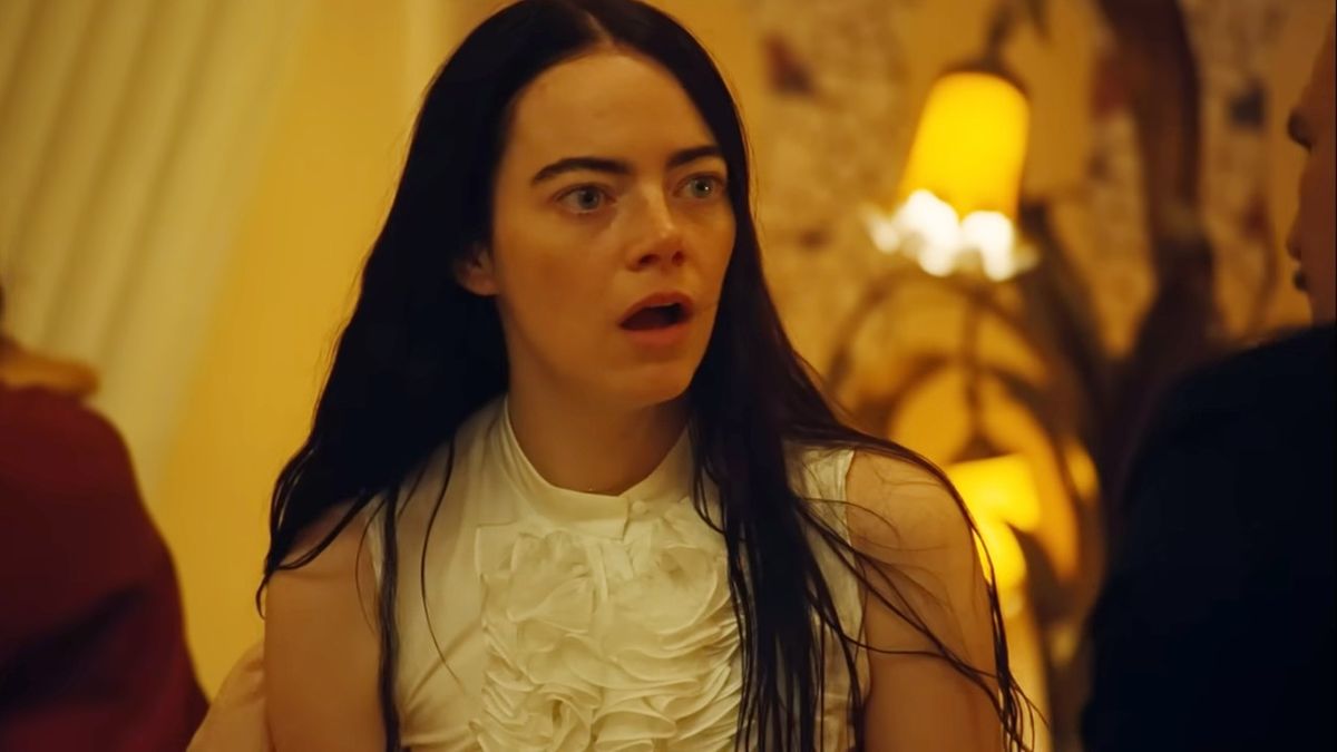 Poor Things Is Emma Stone’s Weirdest Movie And That’s What Makes It Exciting