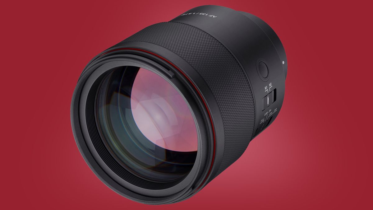 The Samyang AF 135mm F1.8 FE on a red background