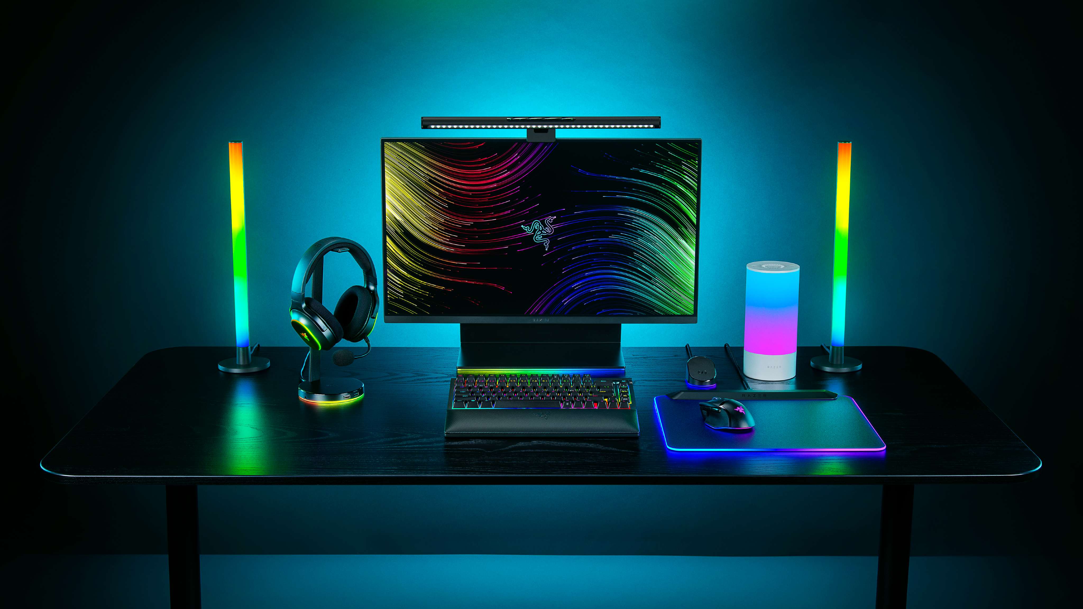 Image of the Razer Aether Standing Light Bars.