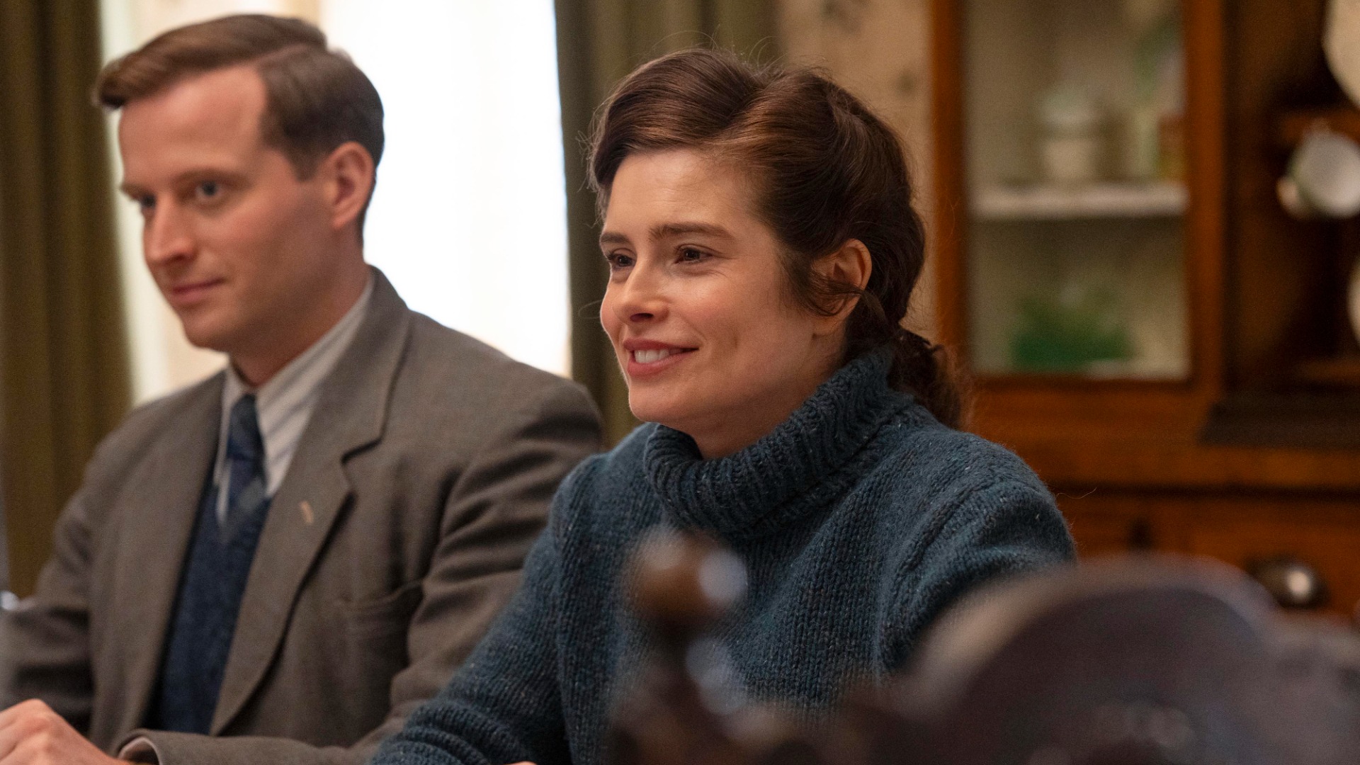 Nicholas Ralph (James Herriot) Rachel Shenton (Helen Herriot) in All Creatures Great and Small