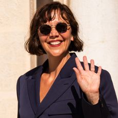 Maggie Gyllenhaal arrived at the 2026 Venice Film Festival wearing the celebrity-favorite jazz shoe trend for fall