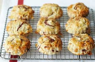 Poppy seed, cheese and onion scones recipe