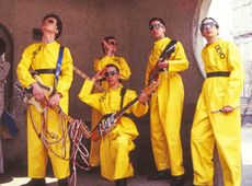 Picture of DEVO band