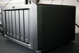 Synology DS1618+