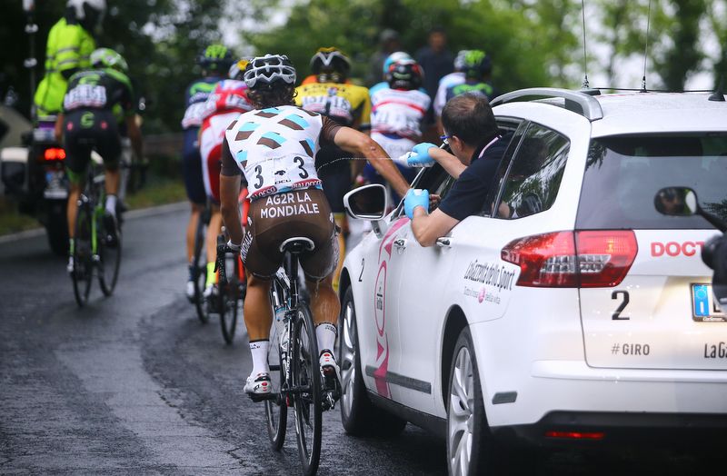 Carlos Betancur (Ag2r-La Mondiale) drops back to the doctor's car