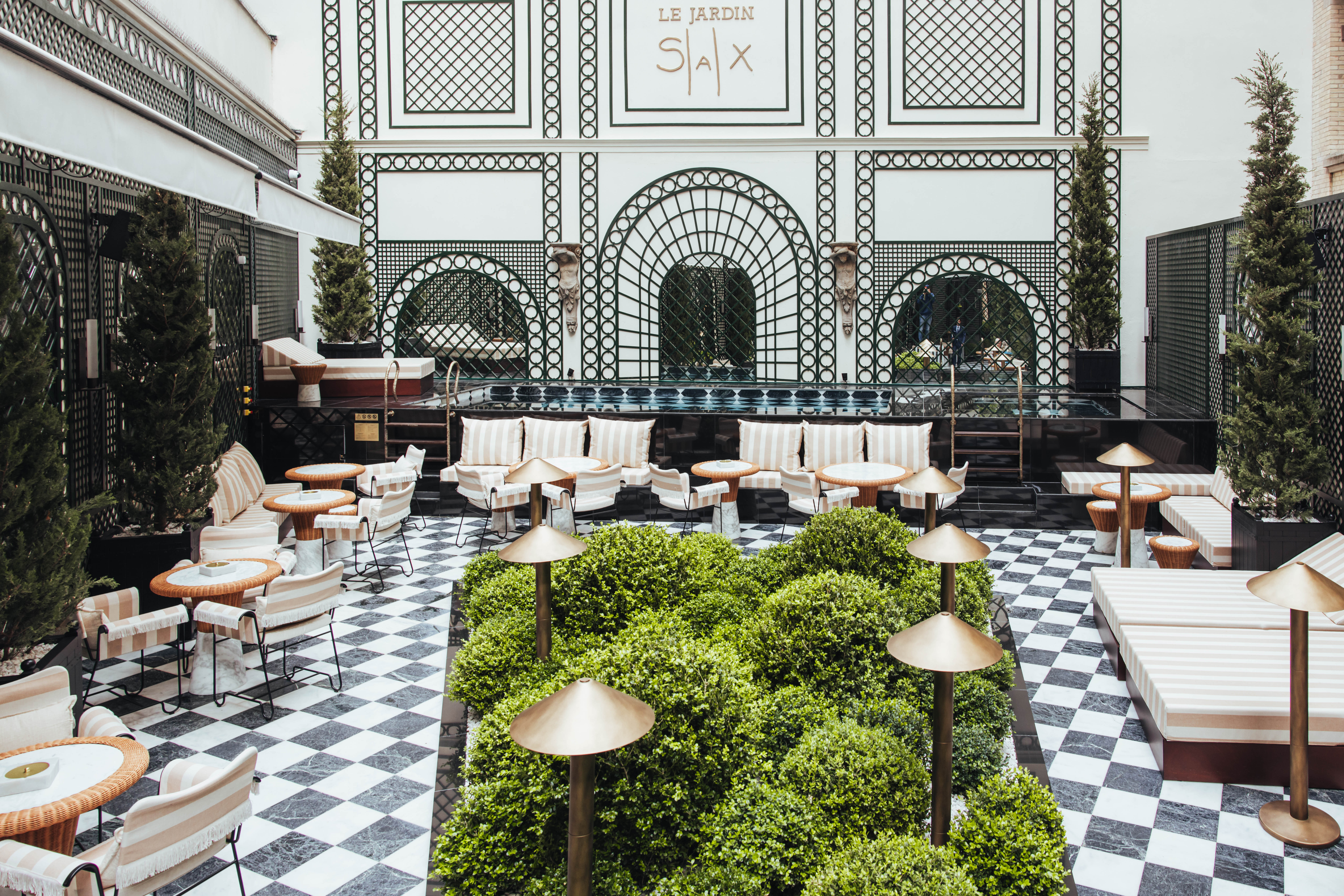 hotel sax paris review