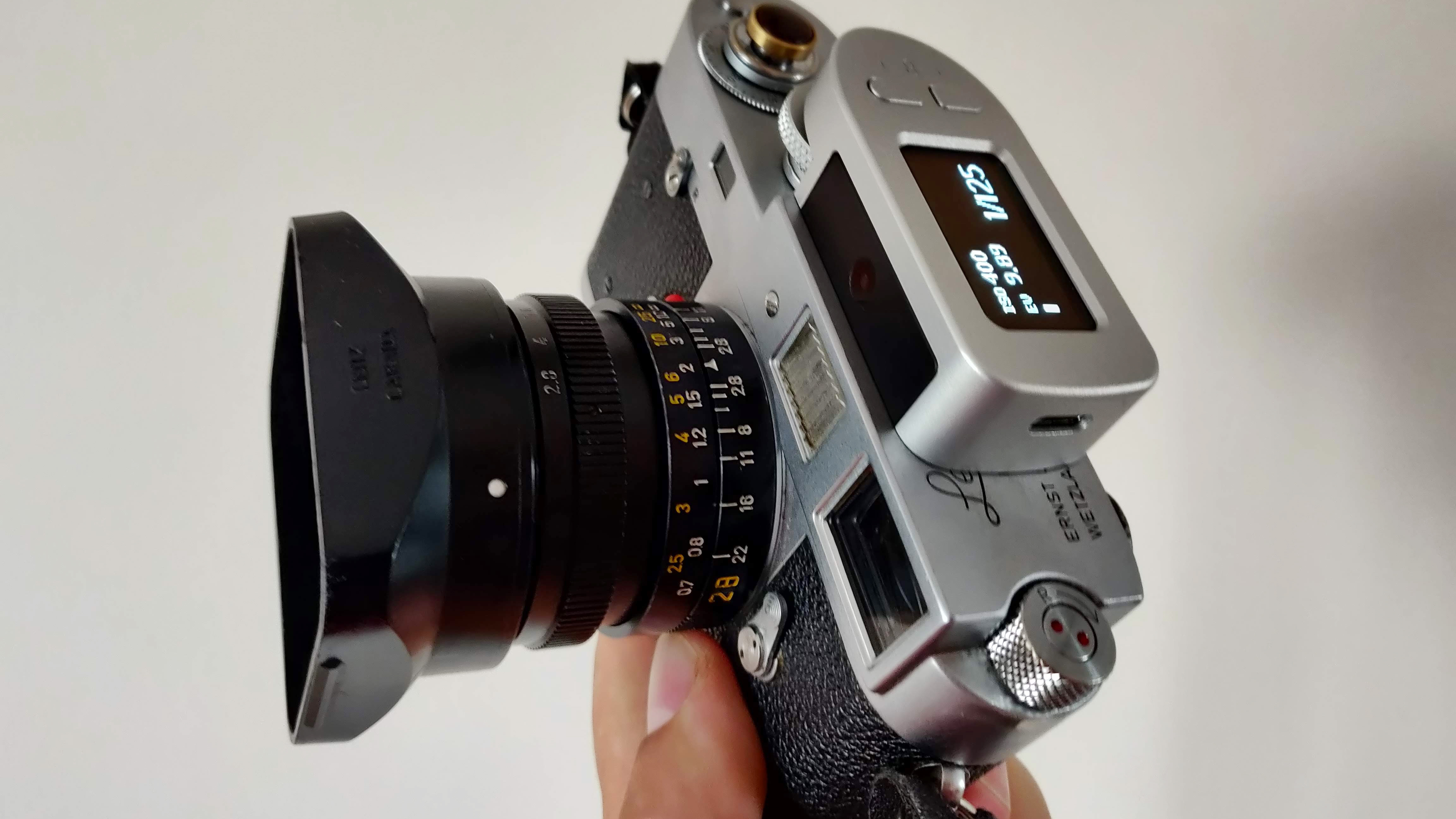 Keks M-Meter on a Leica M2