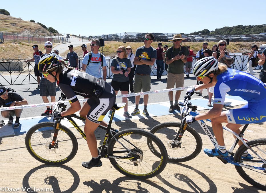 Erin Huck (Scott 3Rox Racing) rode with the leaders the entire race.