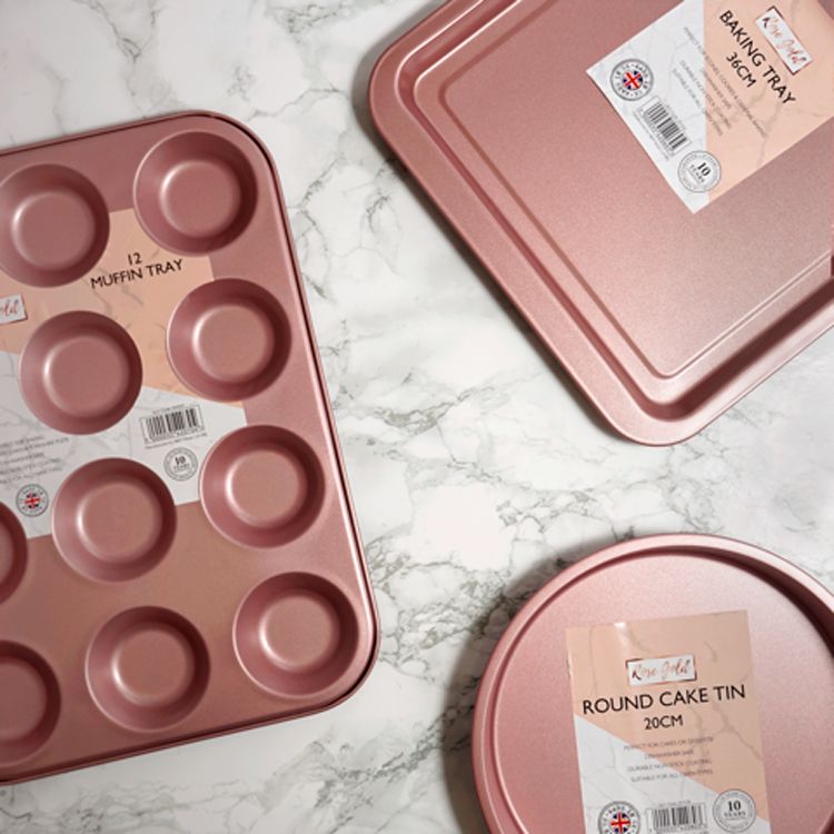 Shoppers Can't Get Enough Of B&M Cake Tin And Baking Tray In Rose Gold ...