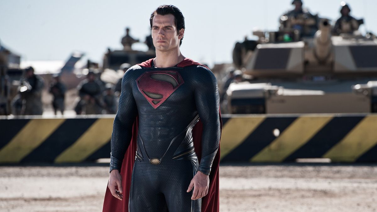 See Justice League Star Henry Cavill Don Classic Superman Suit