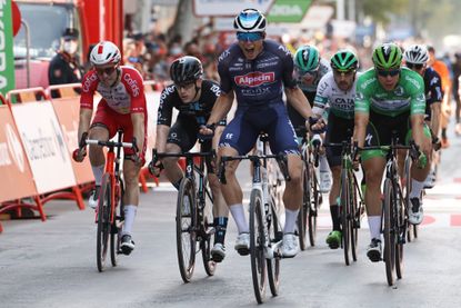Jasper Philipsen wins stage five of the Vuelta 2021