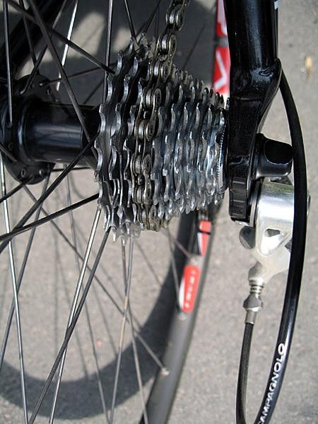An 11-23 gear cluster for the pav&eacute; of France.