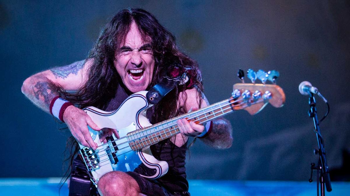 Steve Harris onstage